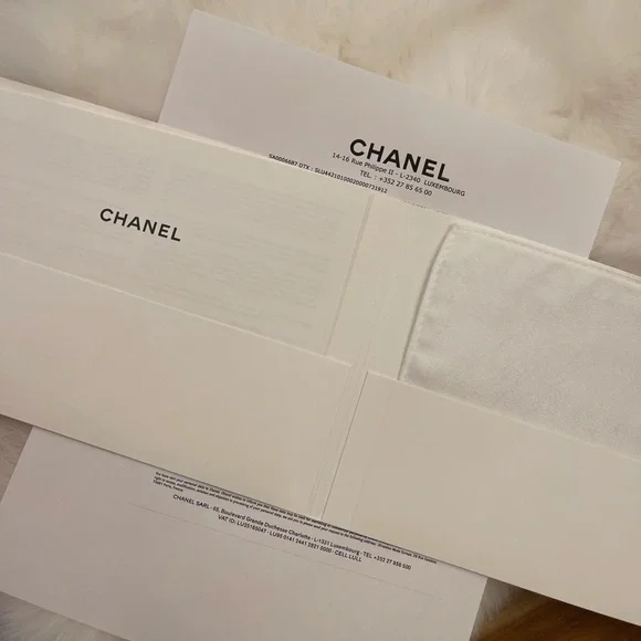 CHANEL Lambskin Quilted Trendy CC Dual Handle Flap Bag Beige - Picture 15 of 15